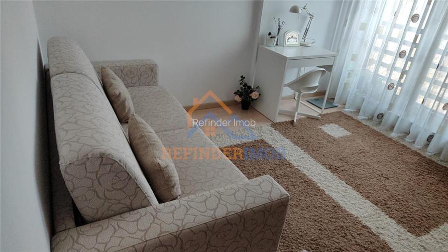 Apartament de vanzare cu 3 camere, zona Decebal - 6