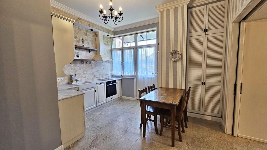Apartament modern in vila, curte proprie, garaj, Centru - 18