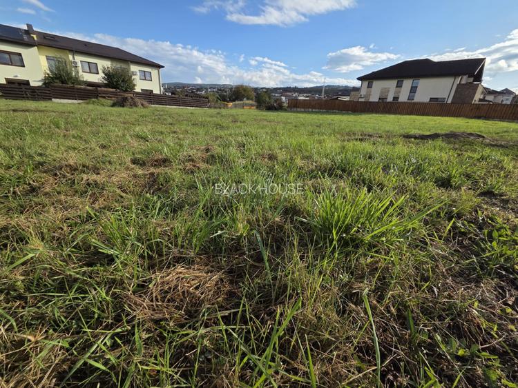 Oportunitate, Teren de vanzare, 2.800 mp, Borhanci, Zona de Case - 2