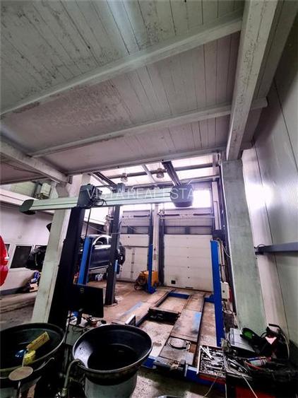 Service auto complet echipat, la cheie – 4 posturi lucru, elevatoare 3t si 5t. Z - 4