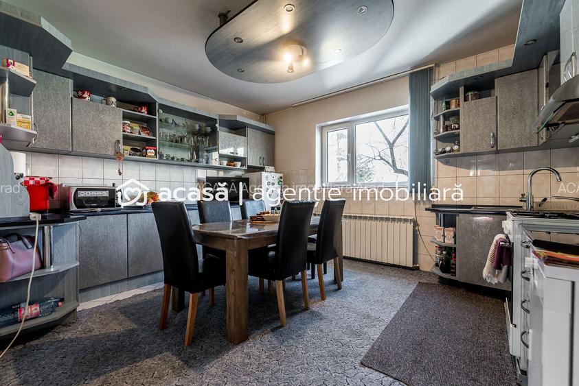 Casă spațioasă în mijlocul orasului, Str. Constantin Brâncuși - 12