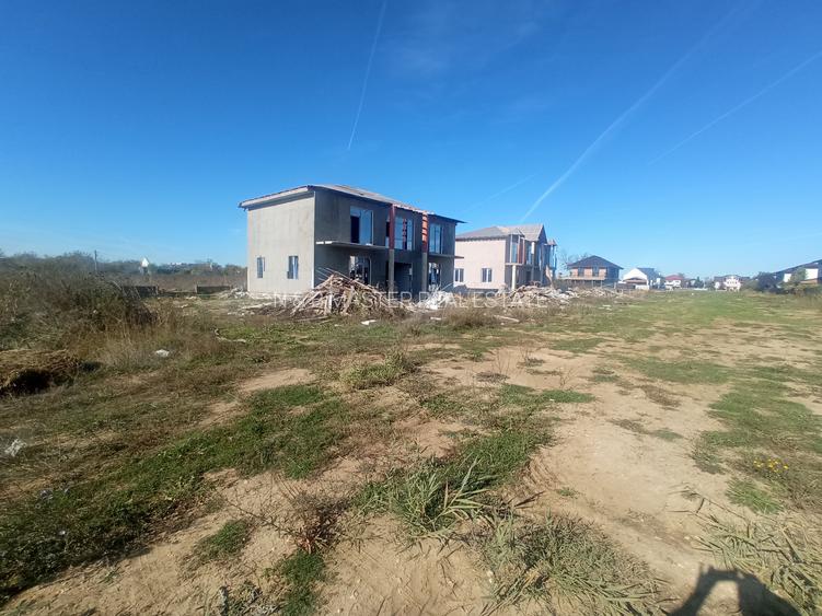 Teren Casa 450mp Str Mesteacanuui - 4