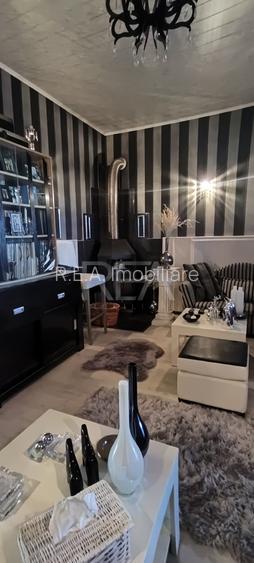 Vila superba 2012, P+1+M, 10+ camere, posibilitate business gradinita sau centru - 19