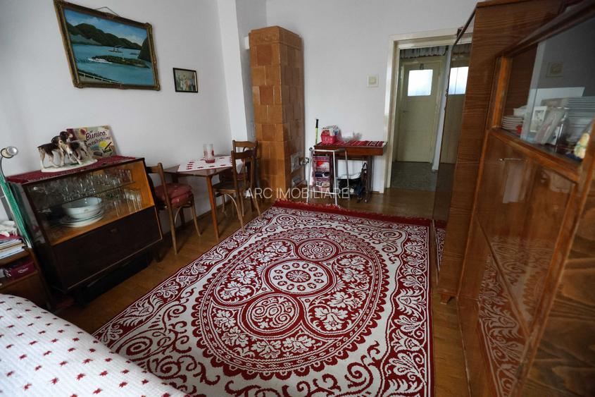 Apartament 2 camere decomandat, zona Ciucas - 2