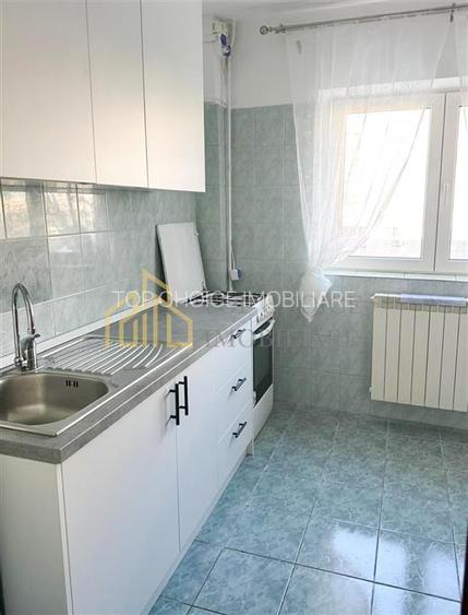 2 CAMERE - POLONA DOROBANTI - BLOC 1982 - ETAJ 6/8 - INVESTITIE - 7