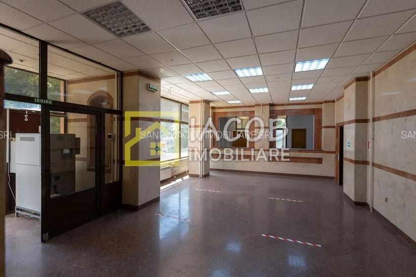 Spatiu comercial P+1, Buhusi, central, jud Bacau - 9