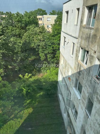 Apartament 2 camere decomandat, etaj 4 — Cartier Vest, zona Siliștei - 3