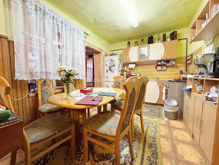 Casa 3 camere 80mp + curte individuala 372mp -zona Sagului - 8