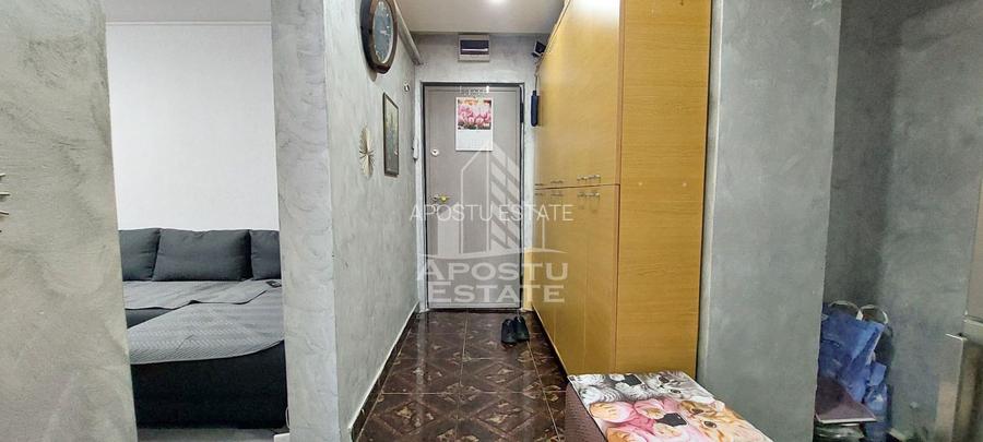 Apartament 3 camere, renovat modern, la cheie, zona Micro 4, Hunedoara - 14