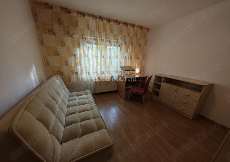 Apartament 3 camere Uverturii/ Decomandat/ Etaj intermediar - 3