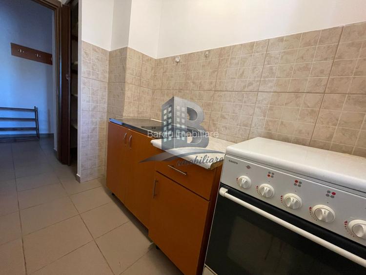 Garsoniera de vanzare/ Crangasi/ Metrou 5 minute - 5