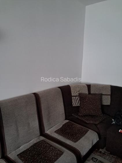 Apartament 2 camere, zona foarte buna - 2