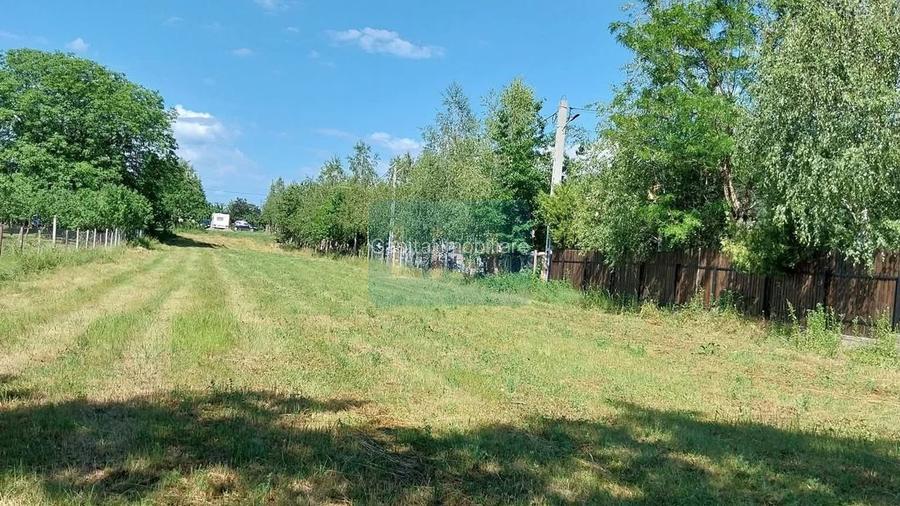 Teren 1942 mp, Baicoi, €32.500
 - 2