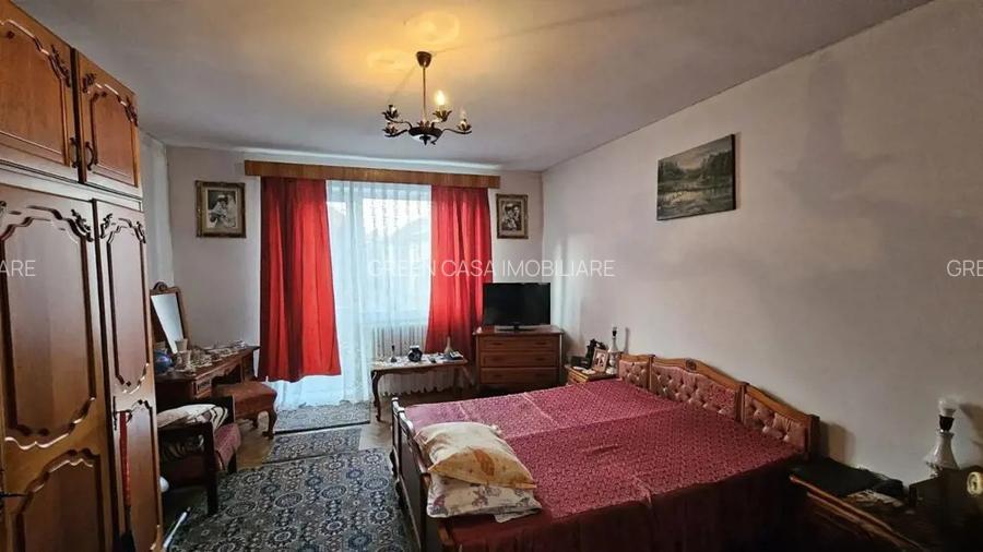 Casă individuală de vânzare – Andrei Mureșanu, singur în curte - 4