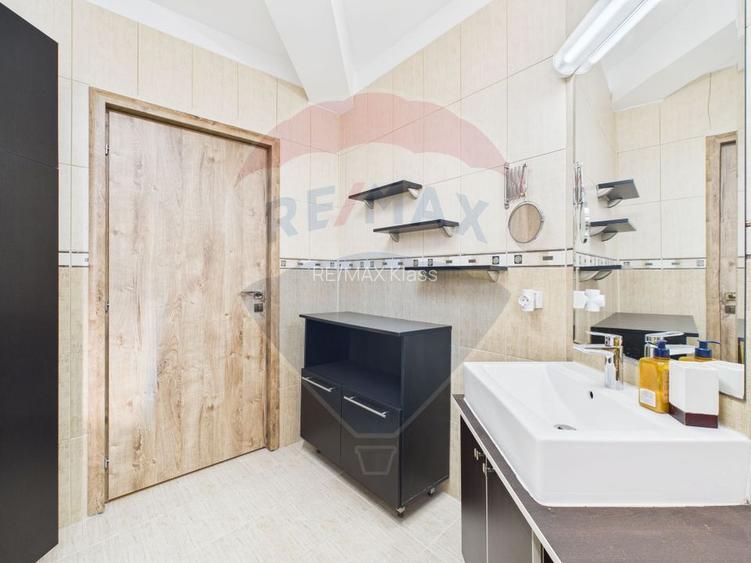 De inchiriat apartament 4 camere | Curte 127 mp | Foisor & parcare - 19