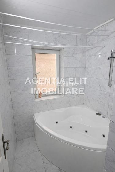 Apartament 4 camere, zona Complex Bulevard - 6