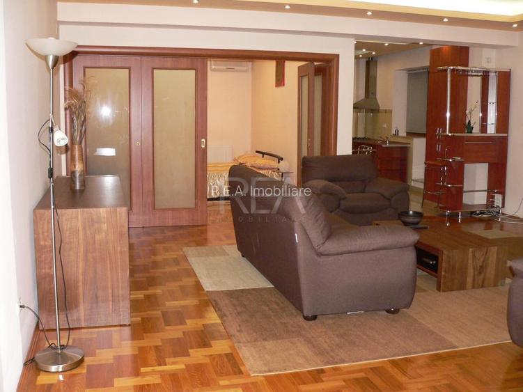 Apartament 3 camere, zona Nordului - 15