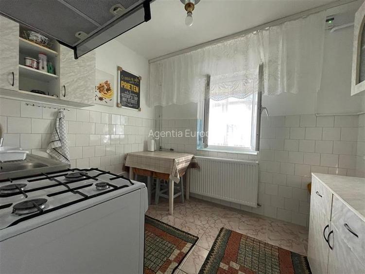 Apartament 3 camere de inchiriat zona E3 -Tulcea - 8