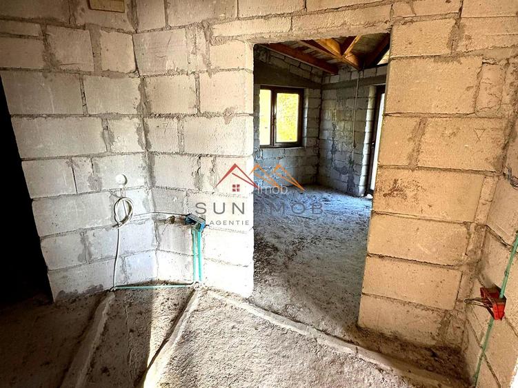 Vila S+P+E, priveliste deosebita, 6 camere, garaj, terasa, Cornu, PH - 18