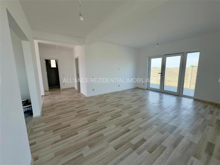 Casa individuala moderna || 2 dormitoare || 2 bai || Teren 320 mp - 5