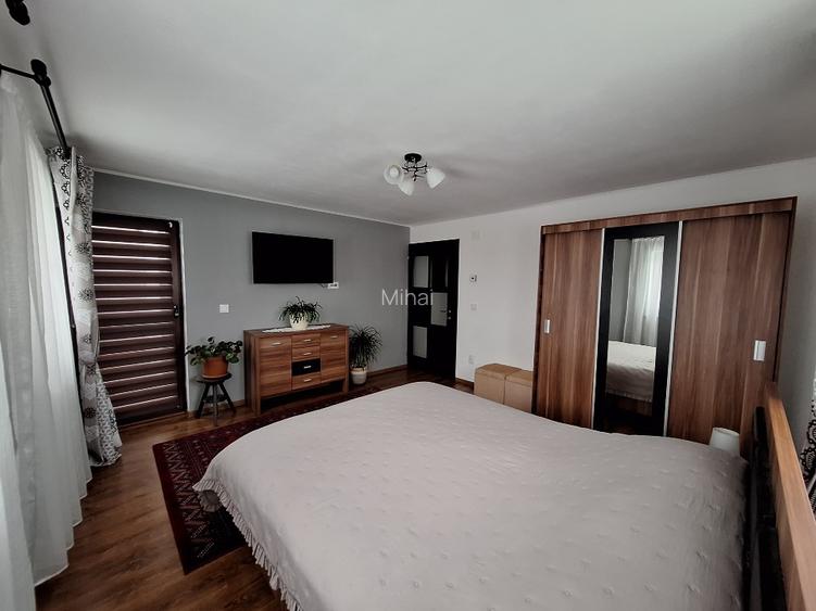 Casă P+M la cheie cu garaj  - 9