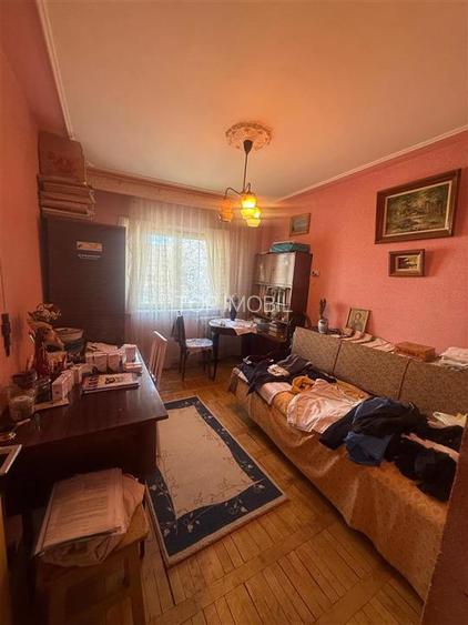 Apartament cu 3 camere  decomandat, 2 bai - Pacurari - Neculau - 3