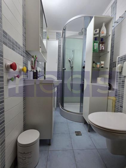 VANZARE 4 CAMERE DECOMANDAT TINERETULUI - PARCARE - 8