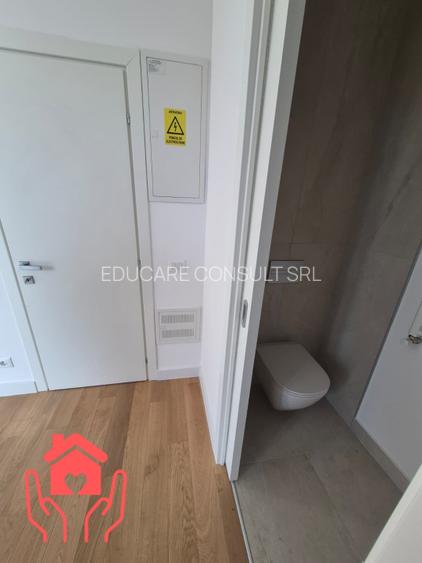 METROU LAMINORULUI (Meadows)- Vila cu priveliste catre lac, libera, comision 0% - 12