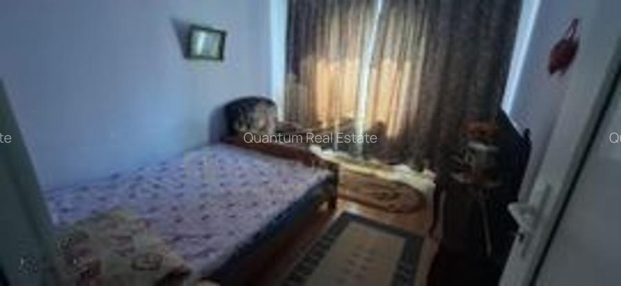 apartament 3 camere, sector 2- Bloc din 1985 - 4