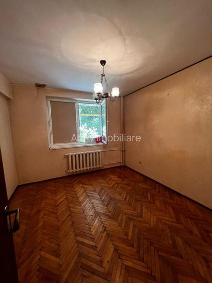 Tomis II | 3 camere decomandate | Garaj propriu | Boxă - 11