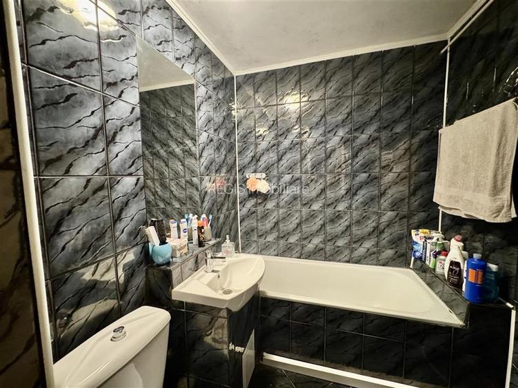 Apartament 3 camere decomandat de vanzare | Zona Judetean - 12