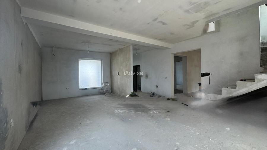 CASA MODERNA SI SPATIOASA IN SANPETRU - 5