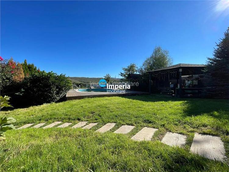Casa tip duplex de vanzare,550 mp curte,piscina,beci,foisor Rediu Breazu - 2