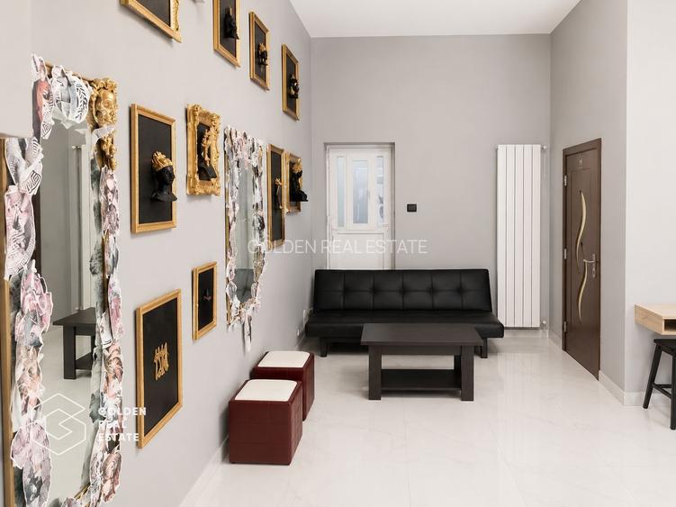 Spatiu comerical central, acces stradal, locatie exceptionala - 3