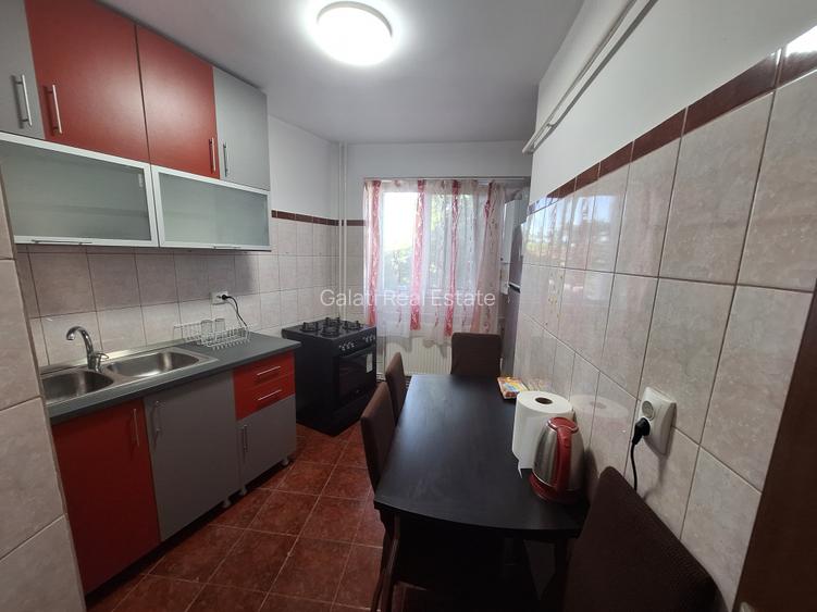 Apartament 1 Camera Mazepa 2 Etaj 3/10 36mp  Mobilat CT AC 300Euro/luna - 2