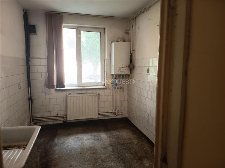 Vanzare apartament 3 camere decomandat Calea Bucuresti - 3