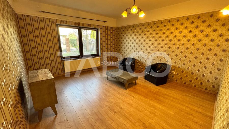 Apartamanet 3 camere de inchiriat mobilat utilat 100 mpu Tilisca - 2