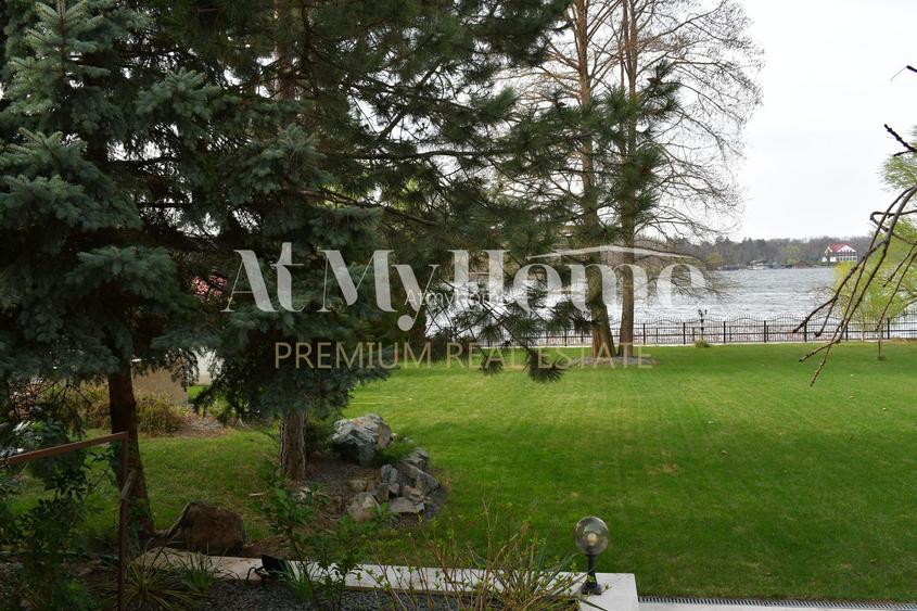 Vila unica pe malul Lacului Snagov, piscina si garaj ambarcatiuni, teren 1750 mp - 33