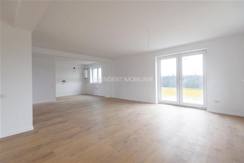 Imobil aparte, arhitectura deosebita, conditii avantajoase, Sanpetru - 3