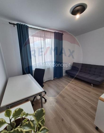 Apartament cu 3 camere de inchiriat, zona Europa - 11