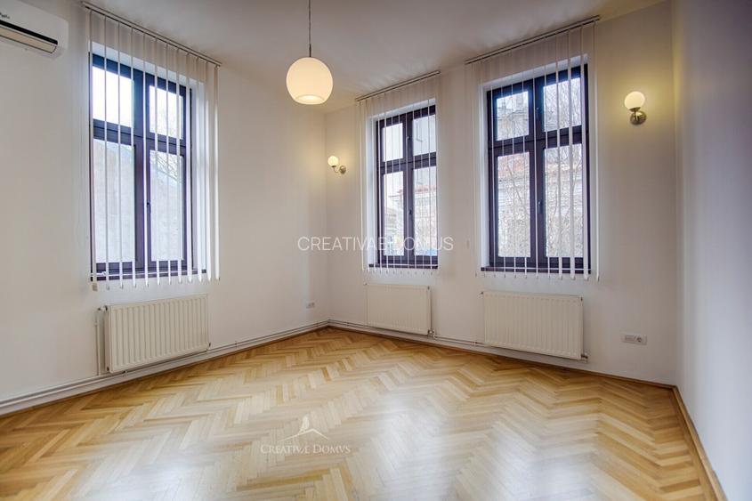 Piata Pache Protopopescu - Casa cu 11 camere si doua locuri de parcare - 7