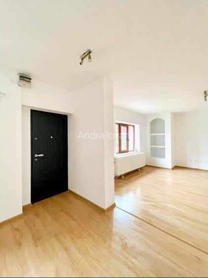 🏡✨ APARTAMENT LA CASĂ DE VÂNZARE – ZONĂ ULTRACENTRALĂ, STRADA PRIMĂRIEI, ORADEA - 4