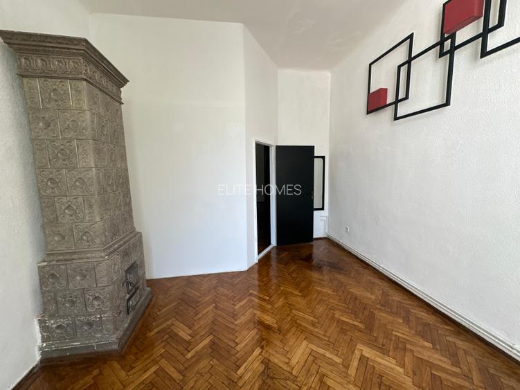 Apartament de 4 camere pe Bd. Regina Elisabeta/4-Rooms on Regina Elisabeta Bvd. - 3