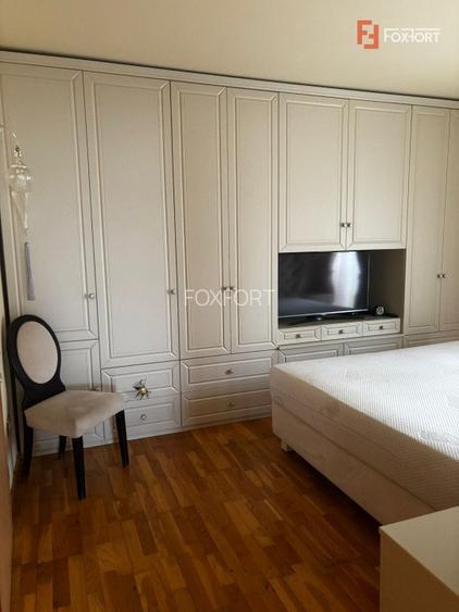 Apartament de vanzare 3 camere decomandat,  Dumbravita - 5