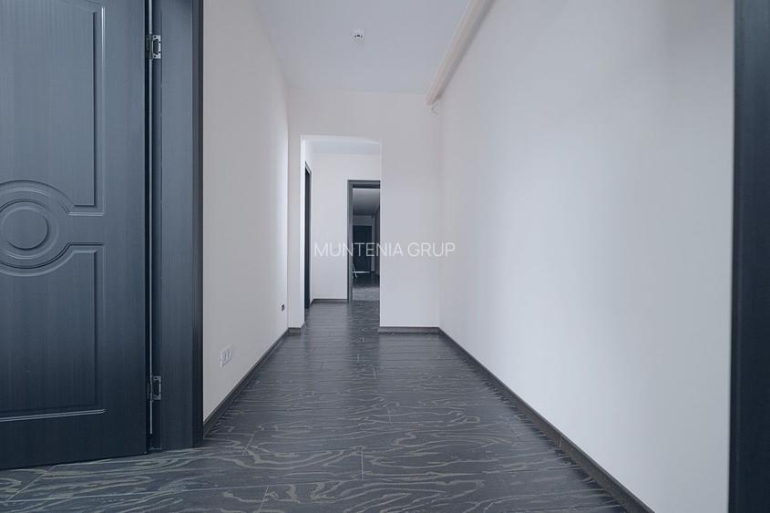 CORBEANCA, langa lac si padure, vila D+P+E exceptionala cu piscina - 19