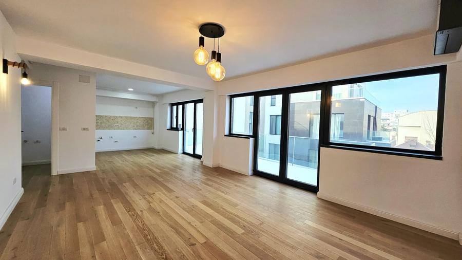 Bloc Boutique 5 apartamente | ROMANA | Polona |  6 Locuri de parcare