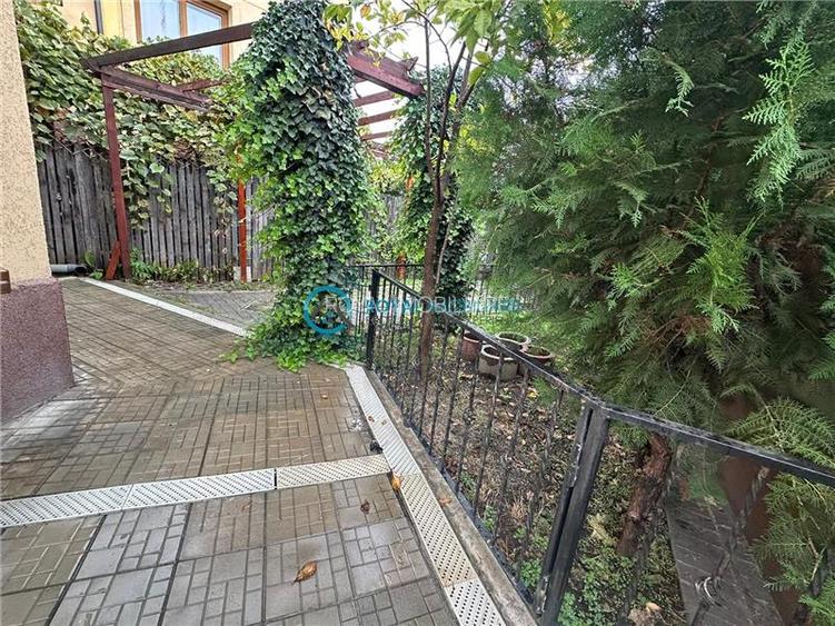 Royal Imobiliare - Vanzare vila zona Democratiei - 27