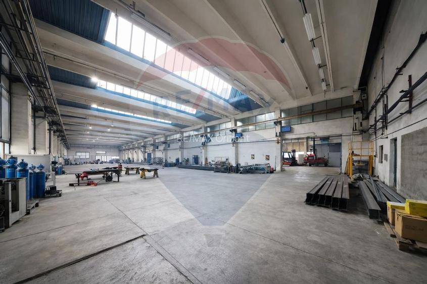 HALA INDUSTRIALA 3.072 MP CU POD RULANT LANGA AEROPORT BRASOV - 9
