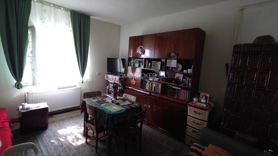 Vand casa cu 3 camere in cartierul Dambul Rotund - 6