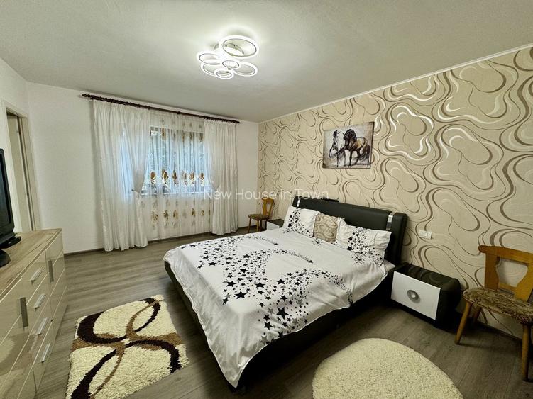 Casă Spațioasă de Vânzare în Ghimbav | Două Apartamente | Teren 579 mp - 17